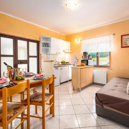 Hacienda - Pzn316 By Interhome Tinjan